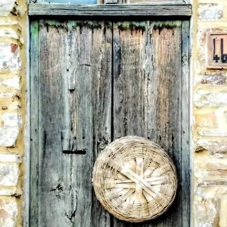 Apartment Luca House Montalbo