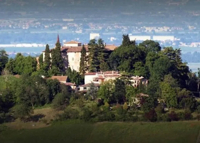 Апартаменты Luca House Montalbo