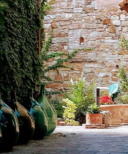 Luca House Апартаменты Montalbo